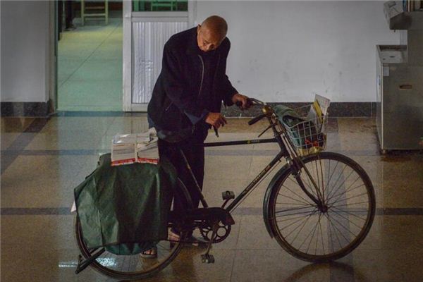 做梦梦到送报员是什么意思