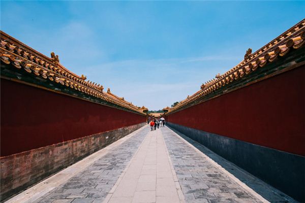 做梦梦到太监是什么意思