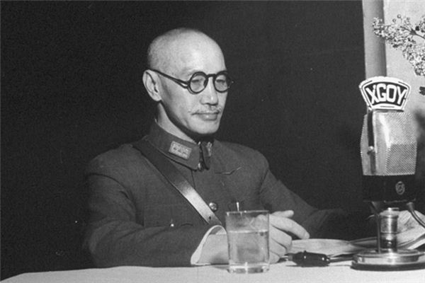做梦梦到蒋介石是什么意思
